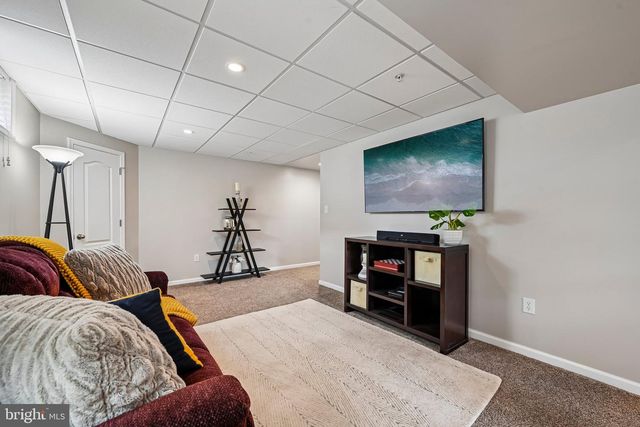 5004 SWITZER BARN LN, Frederick, MD 21703