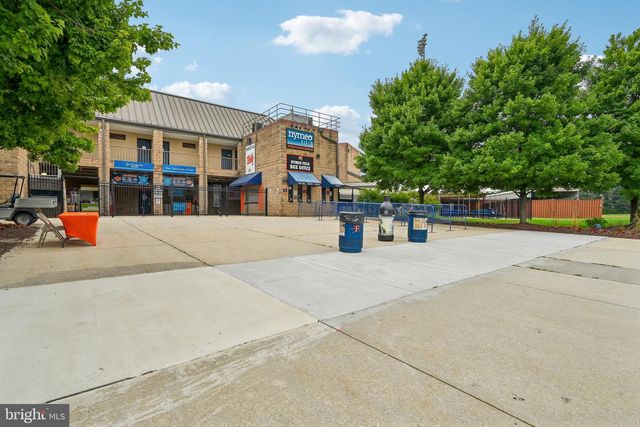 5004 SWITZER BARN LN, Frederick, MD 21703