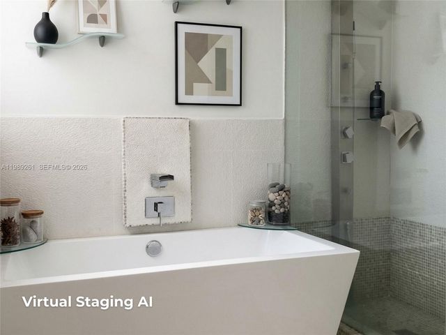 3027 NE 183rd Ln 27, Aventura, FL 33160