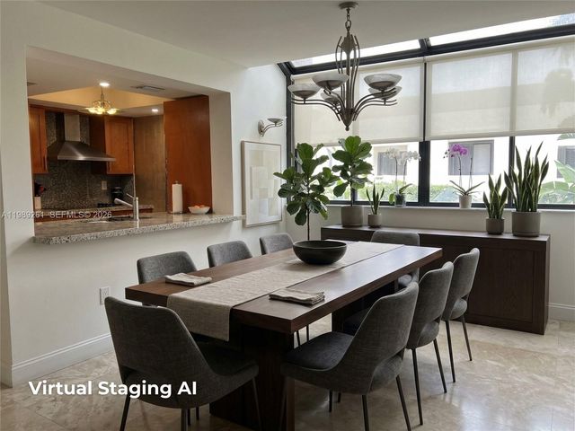 3027 NE 183rd Ln 27, Aventura, FL 33160