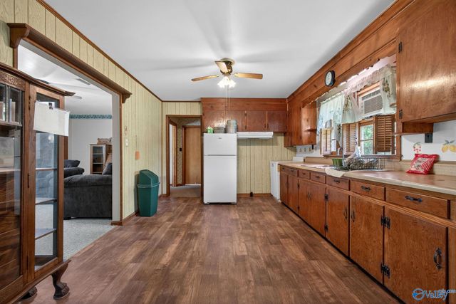 6038 Norris Mill Road, Hartselle, AL 35640