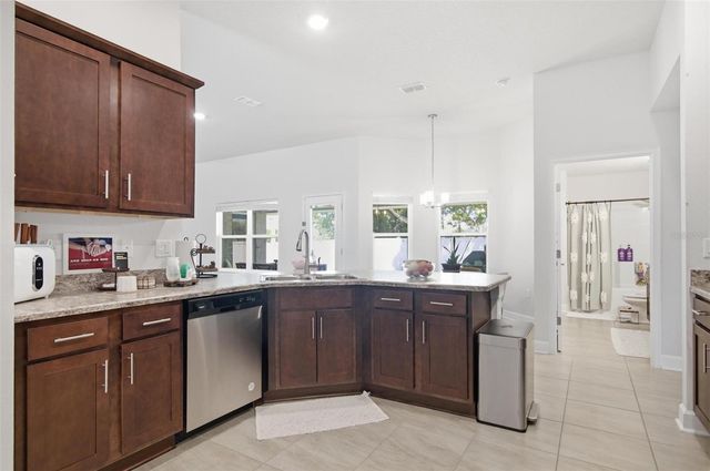 80 BURNING BUSH DRIVE, Palm Coast, FL 32137