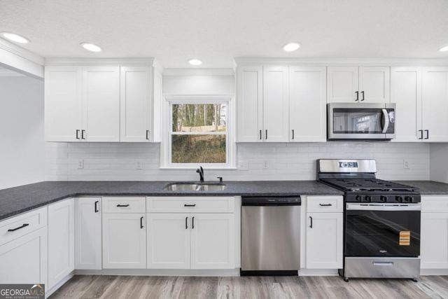 104 Southfork Drive, Woodstock, GA 30189