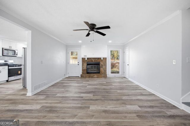 104 Southfork Drive, Woodstock, GA 30189