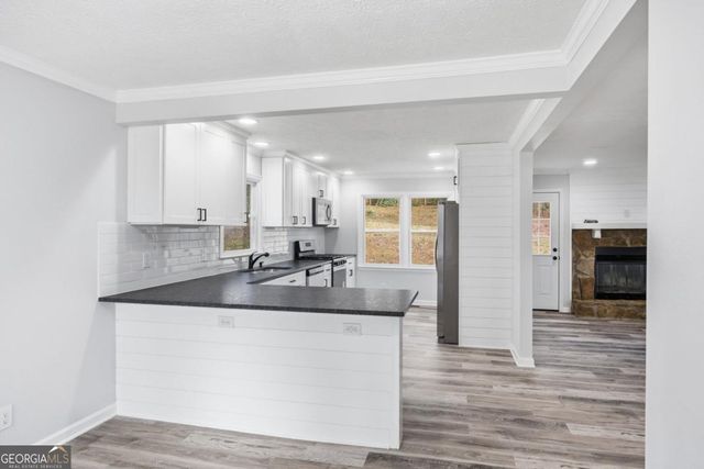 104 Southfork Drive, Woodstock, GA 30189