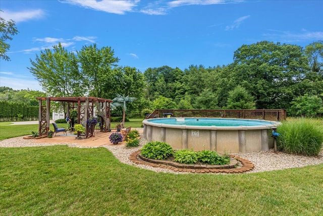 8236 Alpine Avenue, Sparta, MI 49345