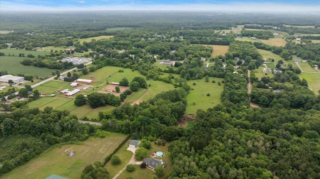 8236 Alpine Avenue, Sparta, MI 49345