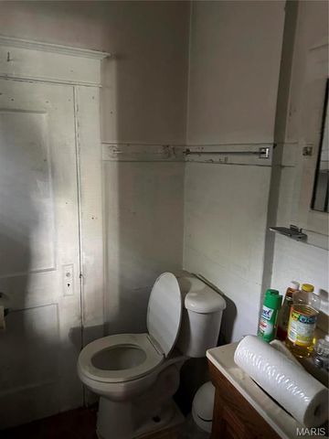 809 N 23rd Street, East St Louis, IL 62205