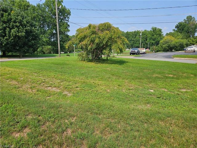 219 Cedarbrook Road, Jonesville, NC 28642