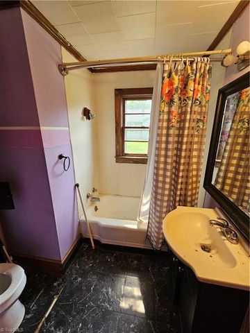 219 Cedarbrook Road, Jonesville, NC 28642