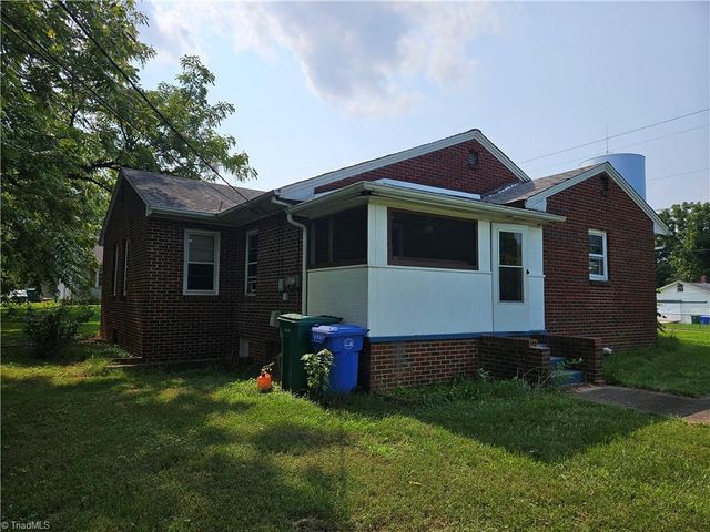219 Cedarbrook Road, Jonesville, NC 28642
