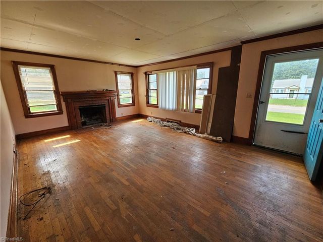 219 Cedarbrook Road, Jonesville, NC 28642