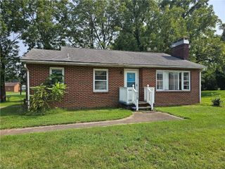 219 Cedarbrook Road, Jonesville, NC 28642