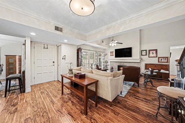 4805 UMBER COURT, Tampa, FL 33624