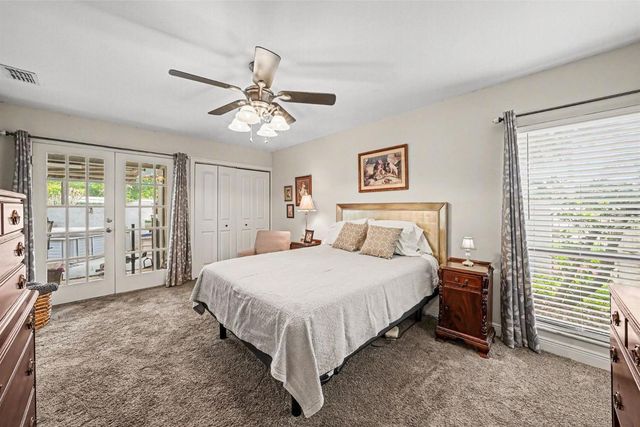 4805 UMBER COURT, Tampa, FL 33624