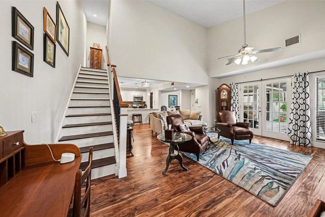 4805 UMBER COURT, Tampa, FL 33624