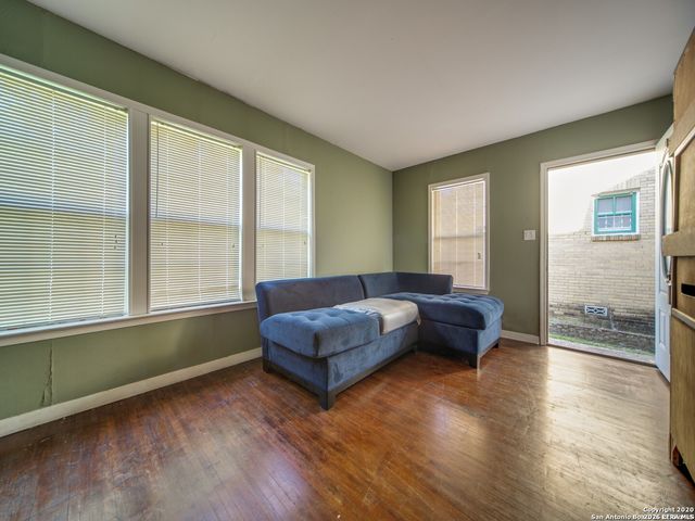 338 Donaldson, San Antonio, TX 78201