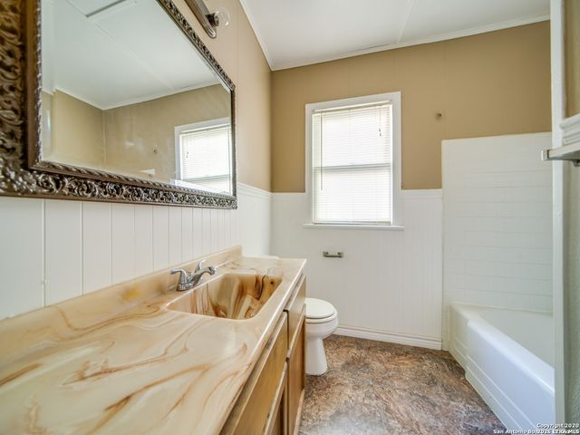 338 Donaldson, San Antonio, TX 78201