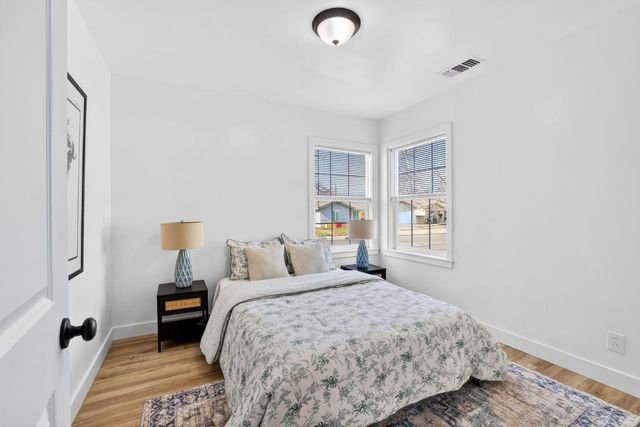 4001 58th St, Sacramento, CA 95820