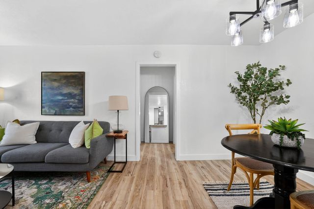 4001 58th St, Sacramento, CA 95820