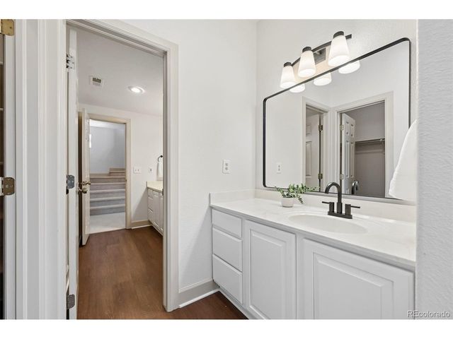 2075 Mulligan Dr, Colorado Springs, CO 80920