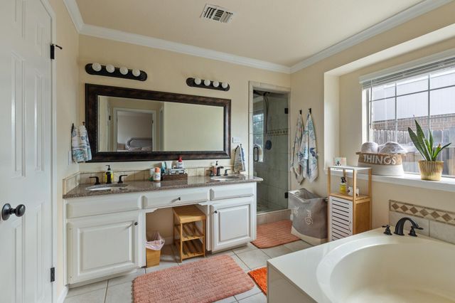 2305 Raintree PATH, Round Rock, TX 78664