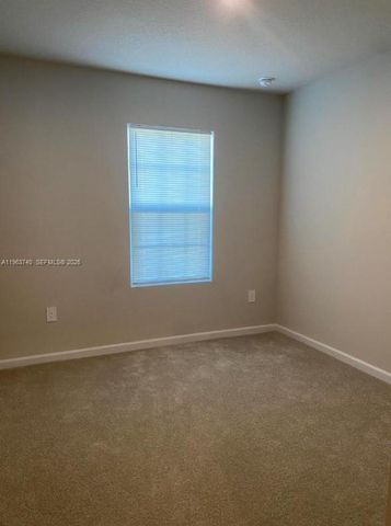 323 Raspberry Rd 323, Fort Pierce, FL 34981