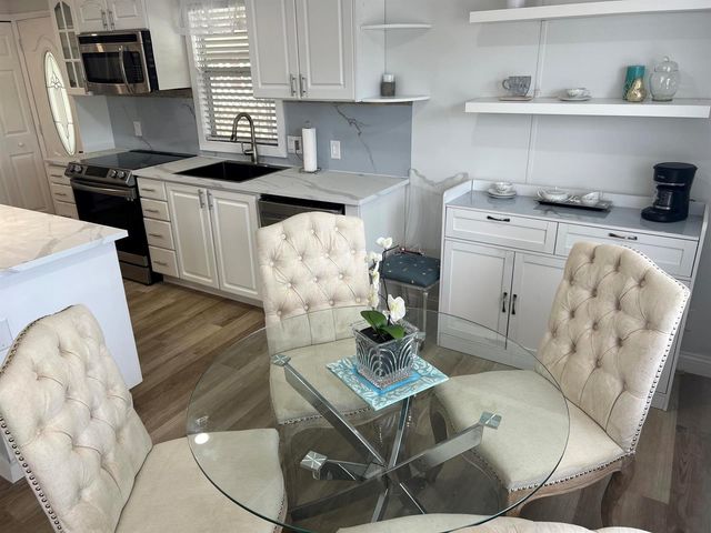 6711 NW 44th Way NW T-08, Coconut Creek, FL 33073
