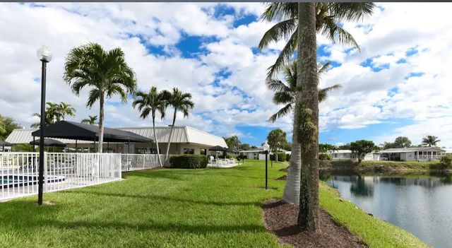 6711 NW 44th Way NW T-08, Coconut Creek, FL 33073