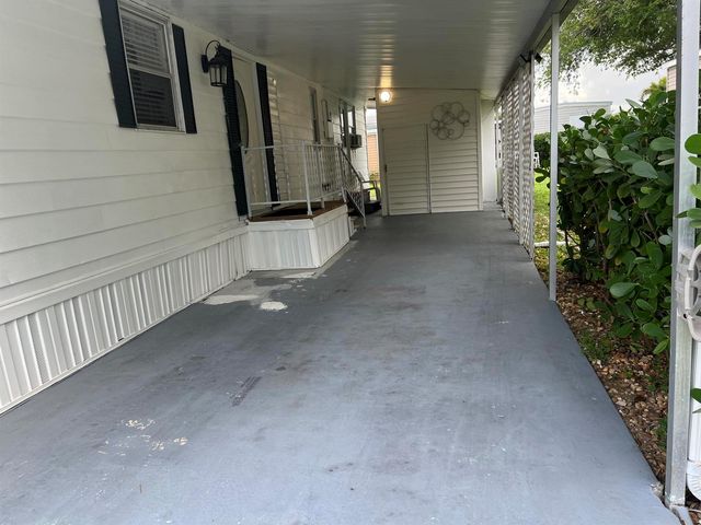 6711 NW 44th Way NW T-08, Coconut Creek, FL 33073