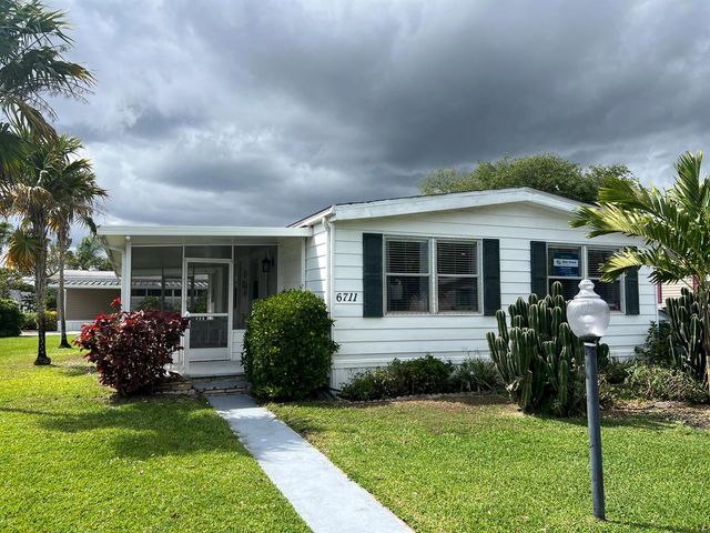 6711 NW 44th Way NW T-08, Coconut Creek, FL 33073