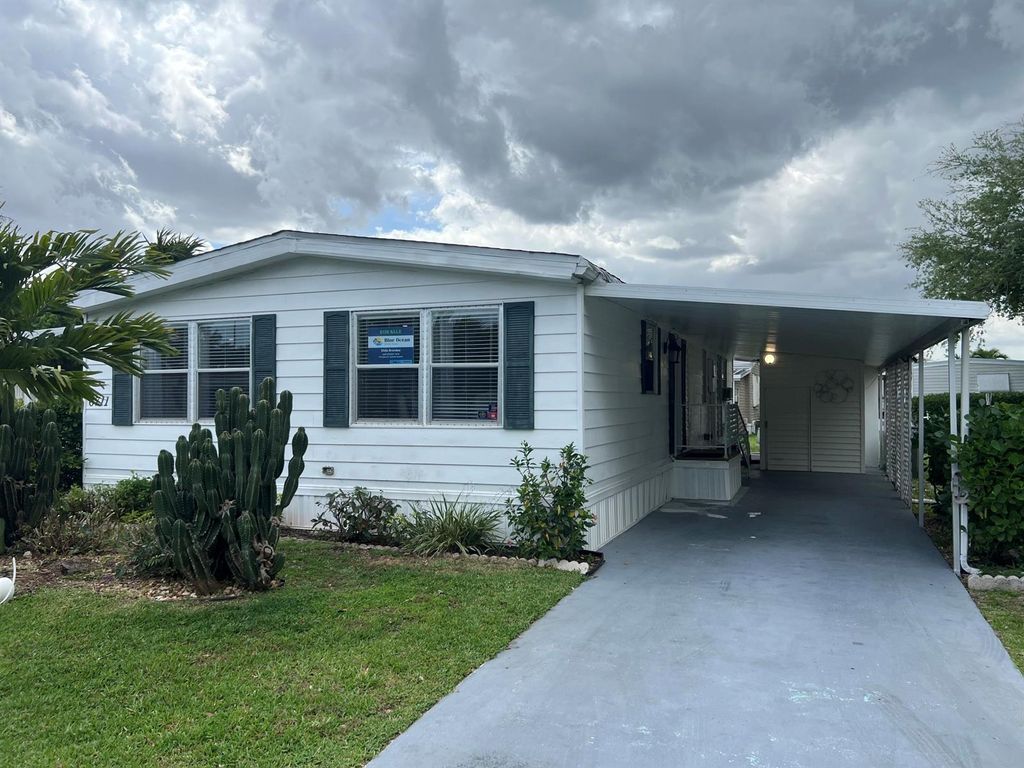 6711 NW 44th Way NW T-08, Coconut Creek, FL 33073