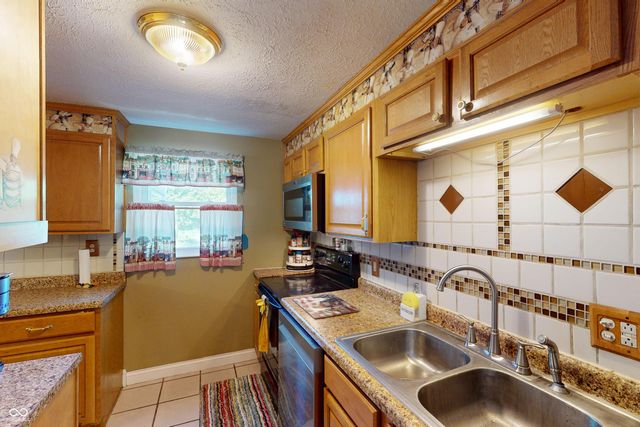 7508 Gordon Way, Indianapolis, IN 46237