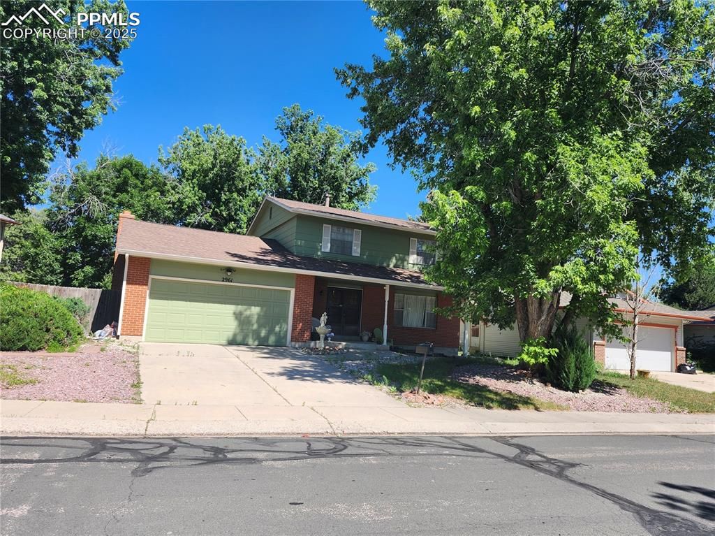 2961 W Whileaway Circle, Colorado Springs, CO 80917