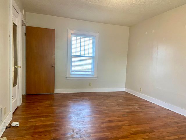 200 E Broadway Ave, Augusta, KS 67010