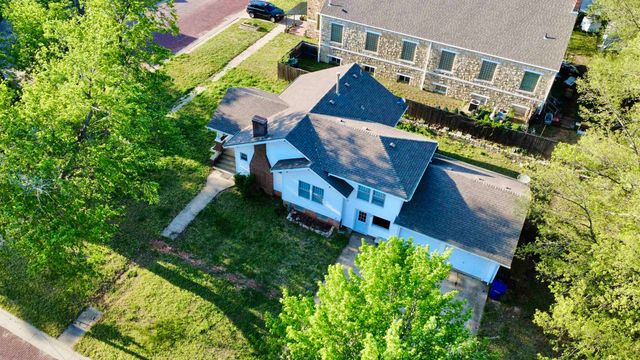 200 E Broadway Ave, Augusta, KS 67010