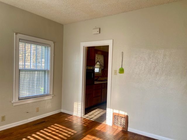 200 E Broadway Ave, Augusta, KS 67010