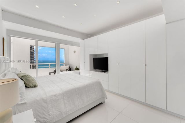 400 S Pointe Drive PH2502, Miami Beach, FL 33139