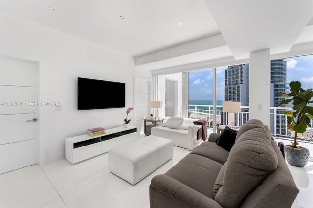 400 S Pointe Drive PH2502, Miami Beach, FL 33139