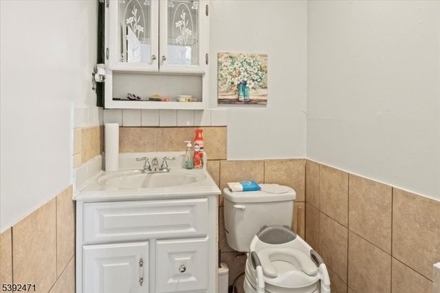 331 333 E29th St 2, Paterson City, NJ 07514