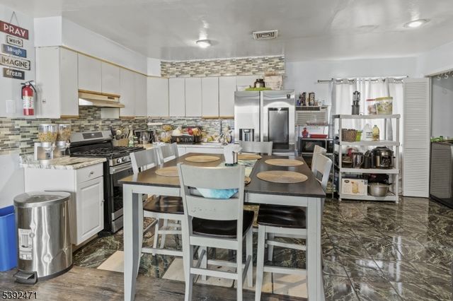 331 333 E29th St 2, Paterson City, NJ 07514