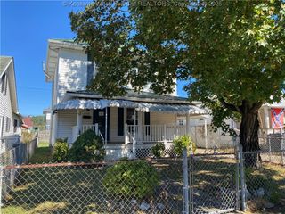 2318 Monroe Avenue, St Albans, WV 25177