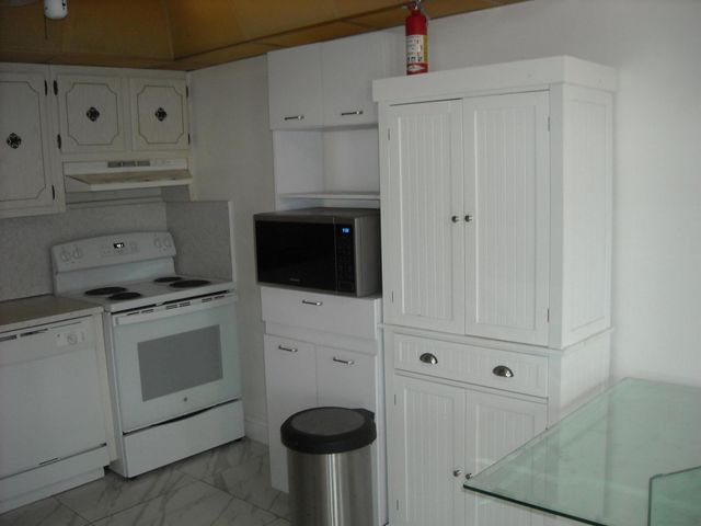 103 Greenbrier C, West Palm Beach, FL 33417