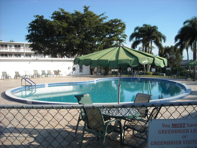 103 Greenbrier C, West Palm Beach, FL 33417