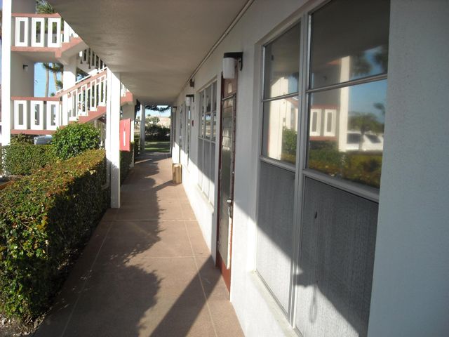 103 Greenbrier C, West Palm Beach, FL 33417