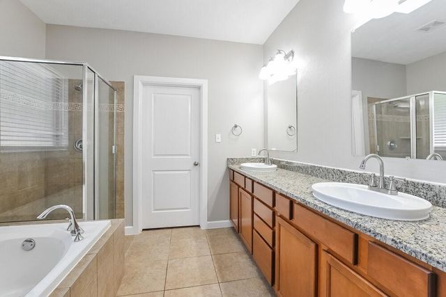 7411 Quiet River Lane, Pearland, TX 77581