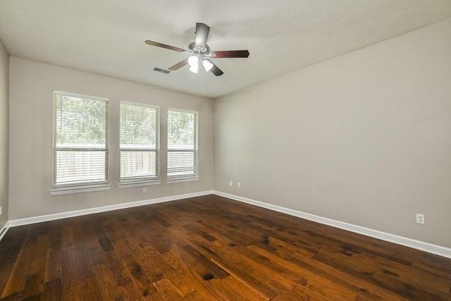 7411 Quiet River Lane, Pearland, TX 77581