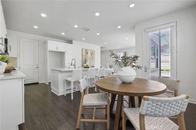 31 Fuchsia, Lake Forest, CA 92630