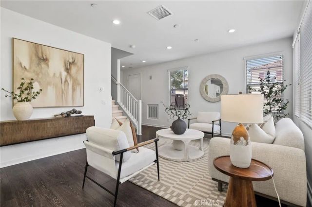 31 Fuchsia, Lake Forest, CA 92630