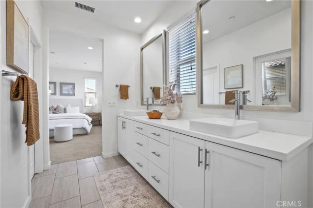 31 Fuchsia, Lake Forest, CA 92630